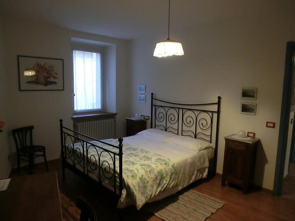 B&B Leon D'Oro Pusiano Phòng bức ảnh