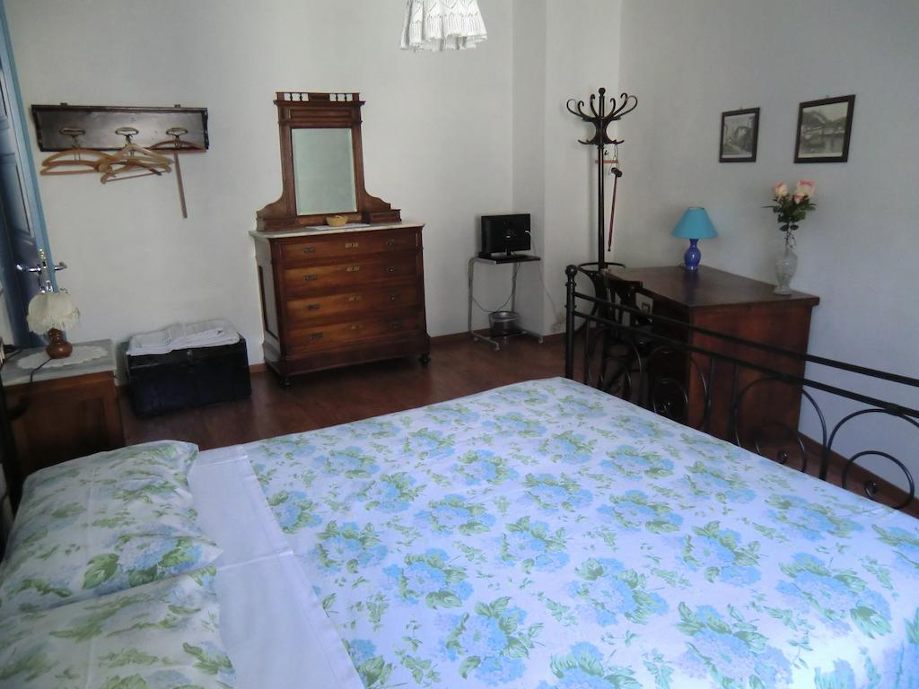 B&B Leon D'Oro Pusiano Phòng bức ảnh